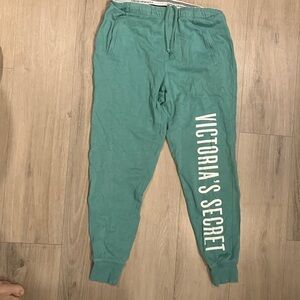 VS sweatpants size small